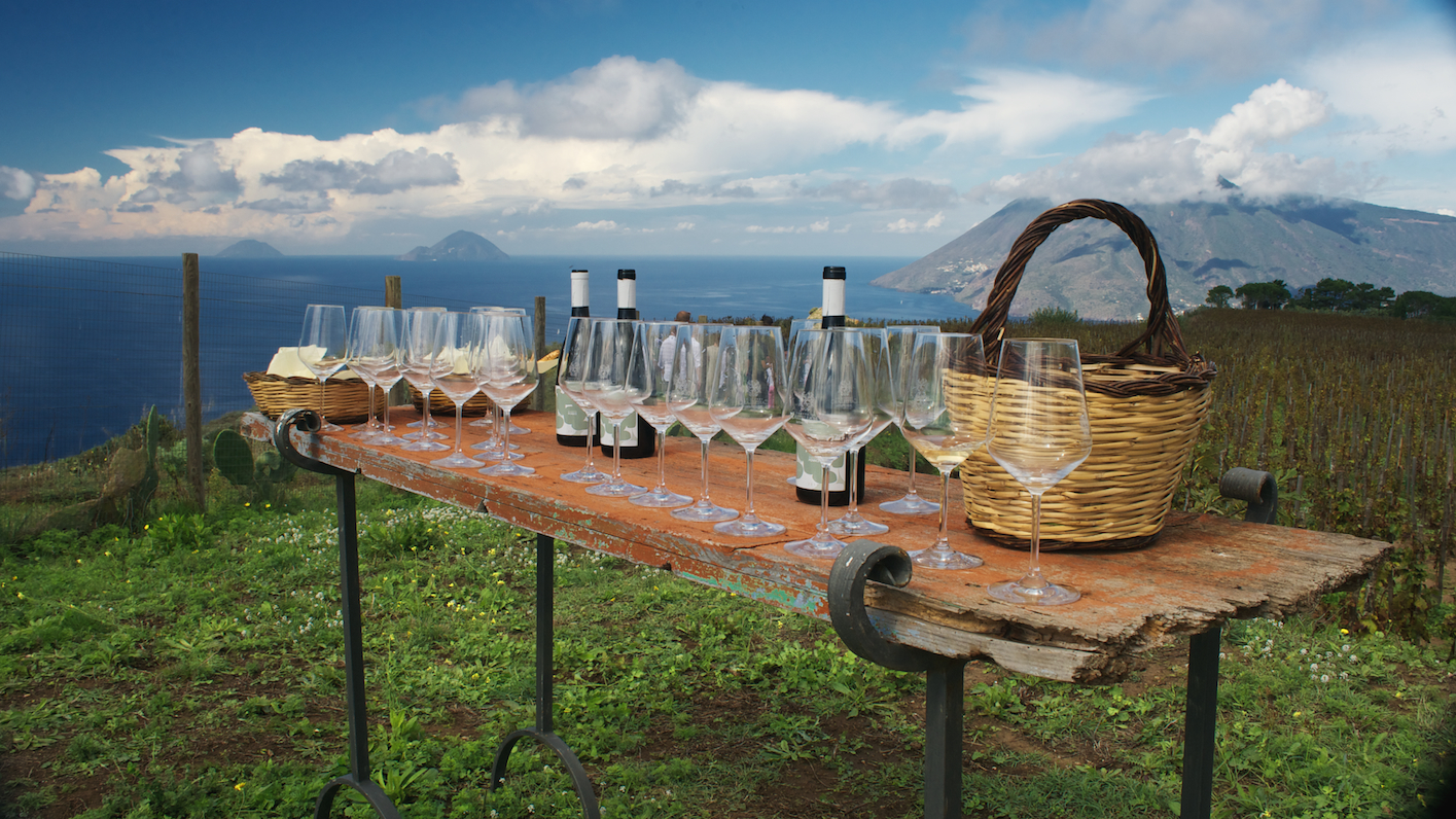 Lipari wine Tour